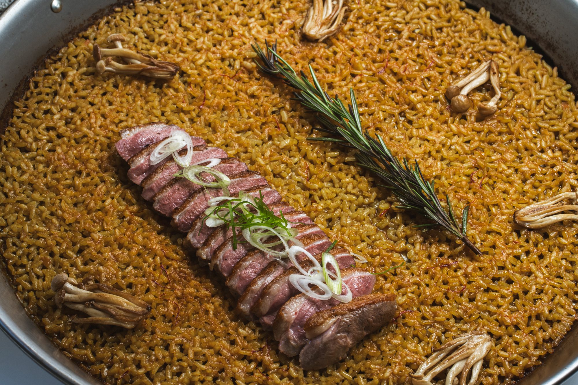 Rice with duck, ready to serve
