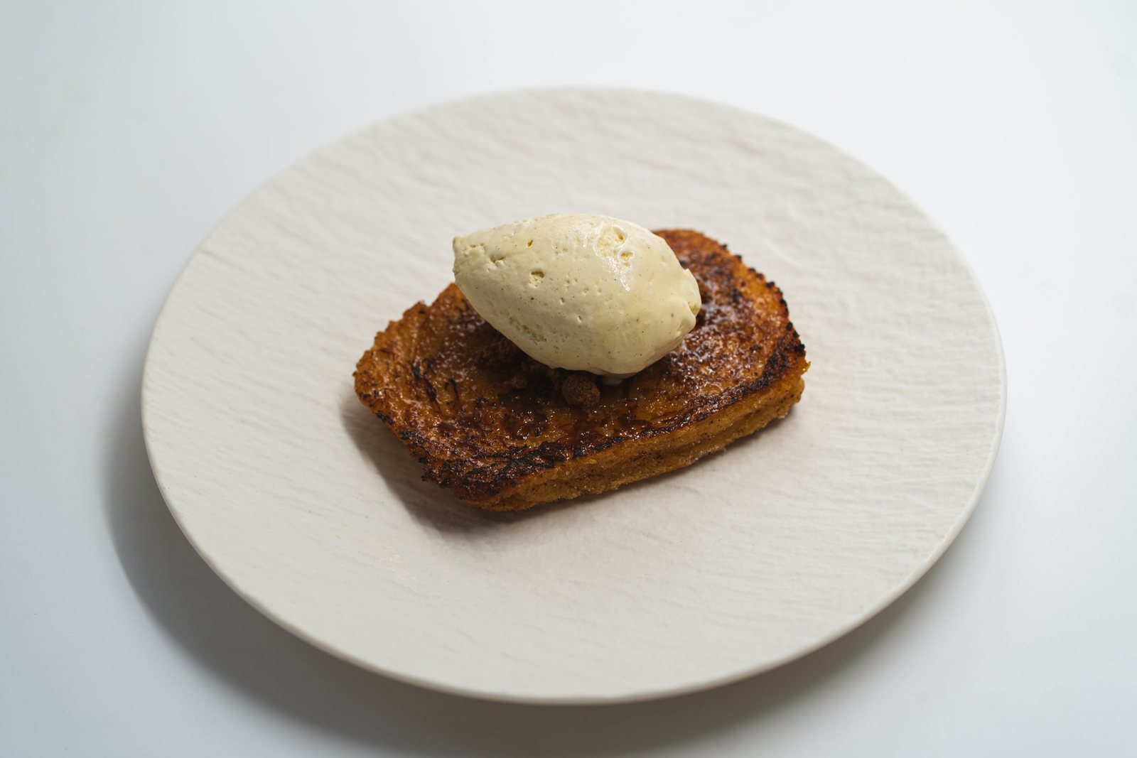 Torrija with ice cream